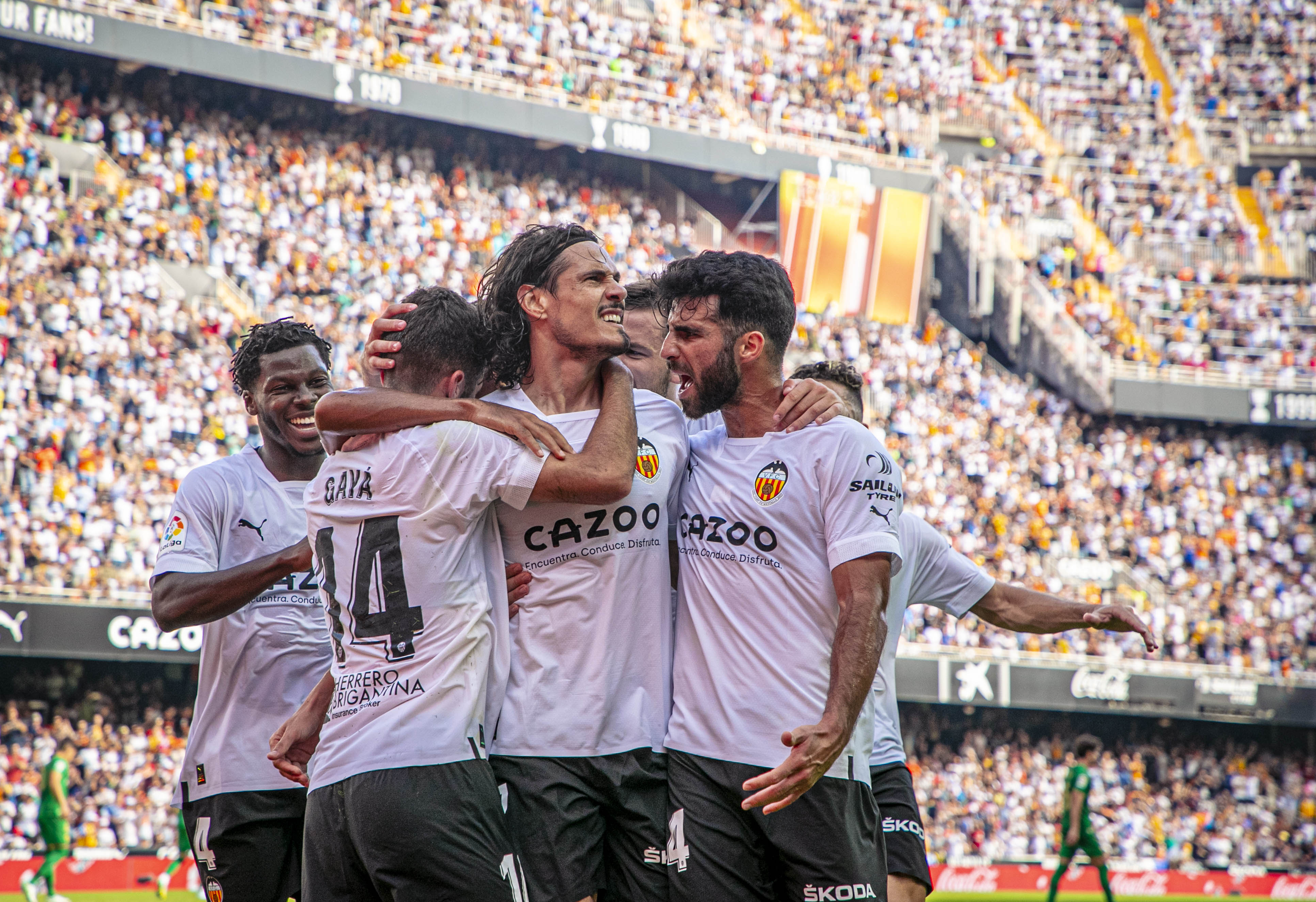 Jugadores del VCF celebrando un gol