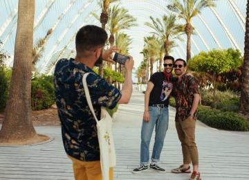 Amigos en ciudad de las artes y de las ciencias cac umbracle 