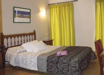 habitación doble hotel waksman