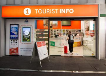Oficina de Turismo Estación Joaquín Sorolla